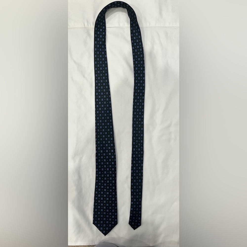Jos. A. Bank Navy Blue Patterned Tie